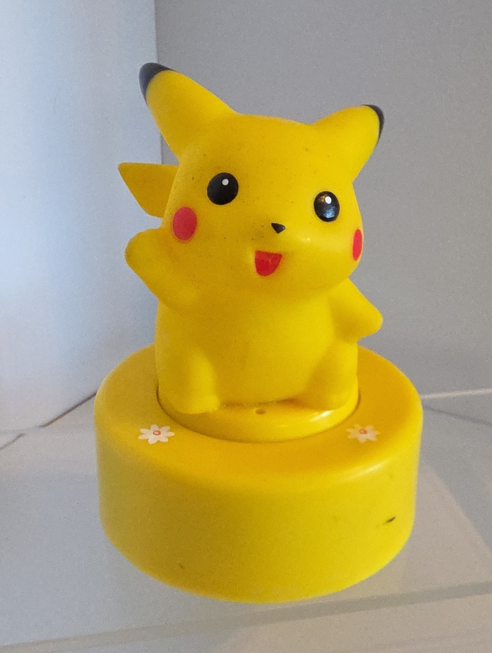 Vintage Light-Up Pokémon Pikachu Musical Figure "It's A Small World"